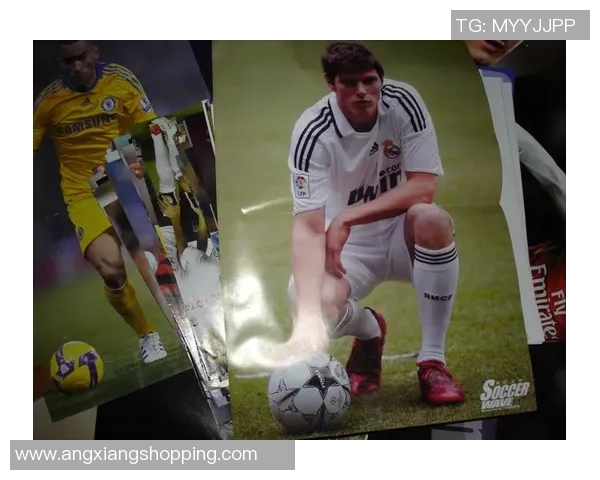 足球球星踢法全解析 技巧动作一步步教学详解