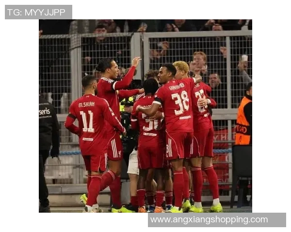 马赛当家足球球星领衔球队奋战新赛季誓要重振荣光